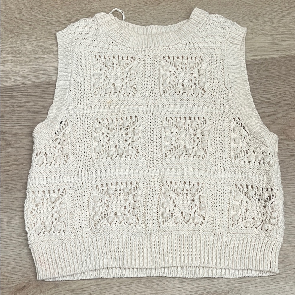 Lucky Brand Crochet  Cream Knit Sleeveless Top
